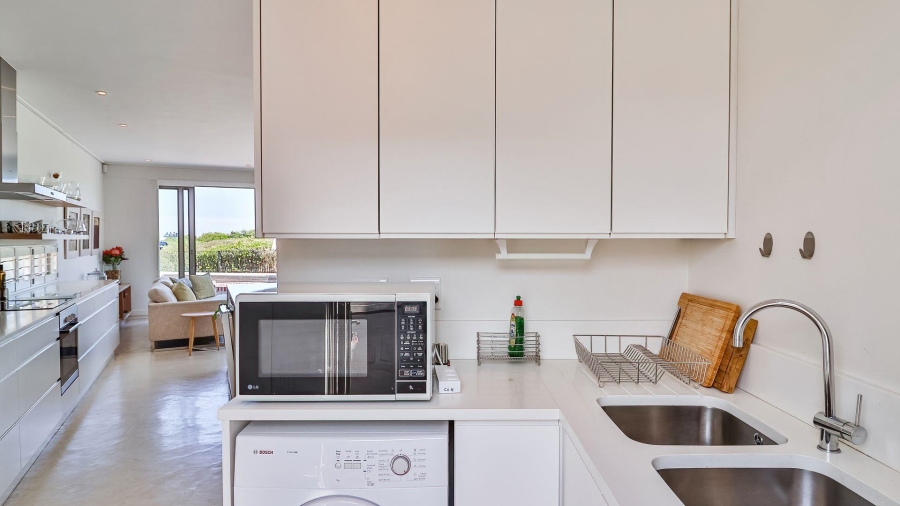 3 Bedroom Property for Sale in De Kelders Western Cape